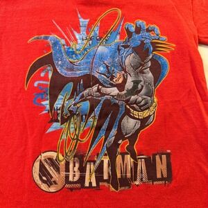 Batman Boys Red Graphic T-Shirt Short Sleeve Youth Size Small (2005 DC Y2K)